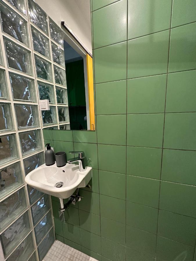 Kuss Apartments Λβιβ Εξωτερικό φωτογραφία